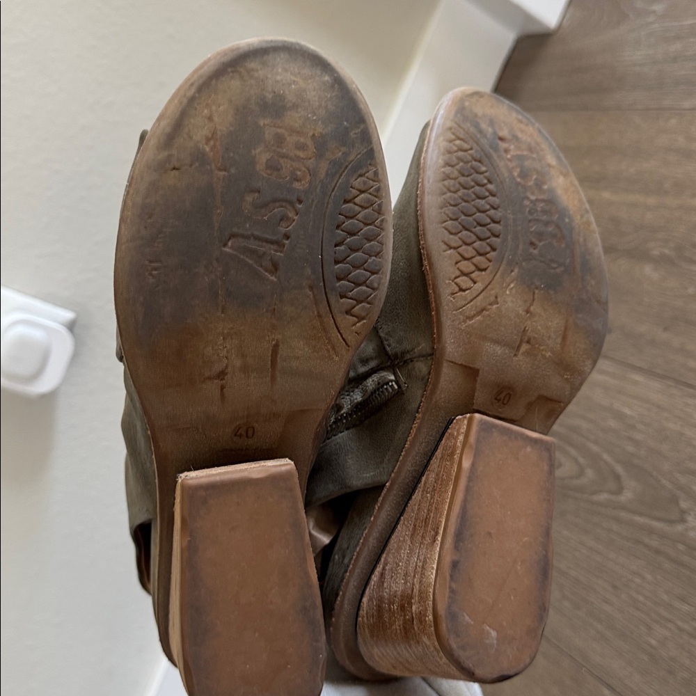 A.S. 98 Green Leather Peep Toe Heels Size 40 - Picture 6 of 6